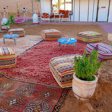 Aladdin Merzouga Camp Ngoại thất bức ảnh