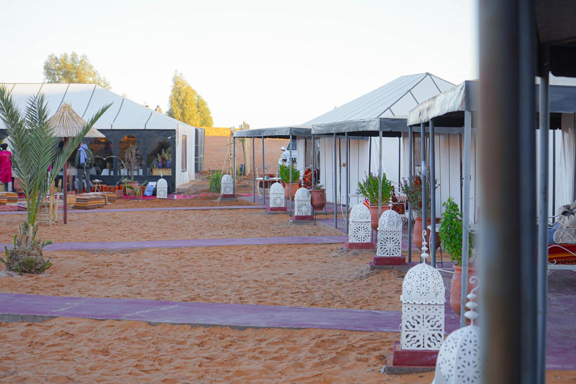 Aladdin Merzouga Camp Ngoại thất bức ảnh